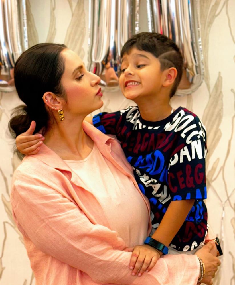 sania-mirza-colorful-photos